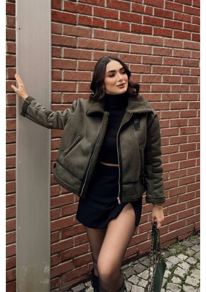 Kadın Süet Mont Içi Kürklü Fermuarlı Cepli Yaka ve Kol Detaylı Premium Regular Ceket fiyatları