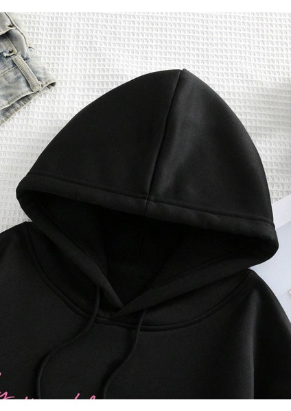 Önü Baskılı Kadın Oversize Kapüşonlu Sweatshirt fırsatları