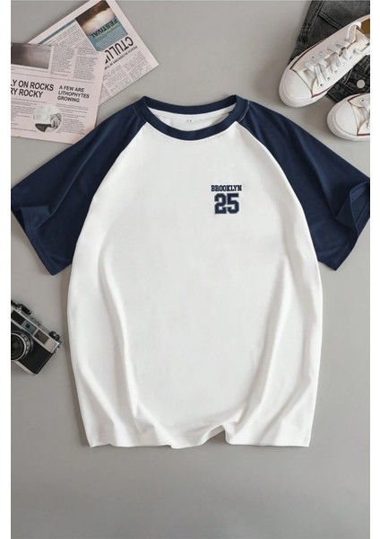 Erkek/kadın Brooklyn 25 Baskılı Reglan Kol Oversize T-Shirt fırsatları