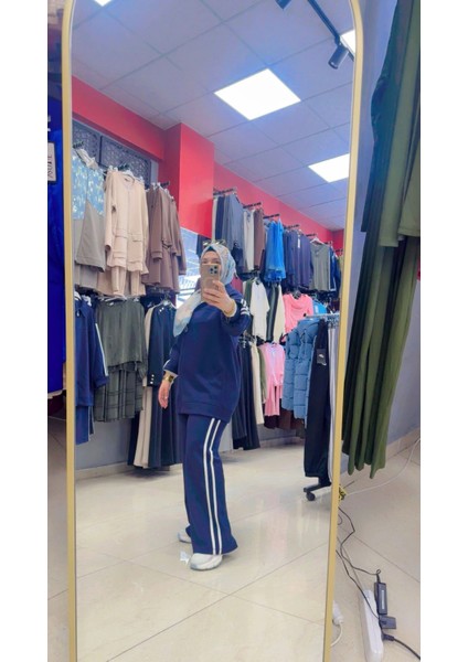 Yanları Çizgili Fermuarlı Ikili Takım fırsatları