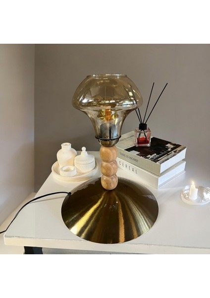 Melk Cam Bal Rengi Üç Boncuk Masa Lambası Dekoratif Masaüstü Aydınlatma Yatak Odası Başucu Lamba