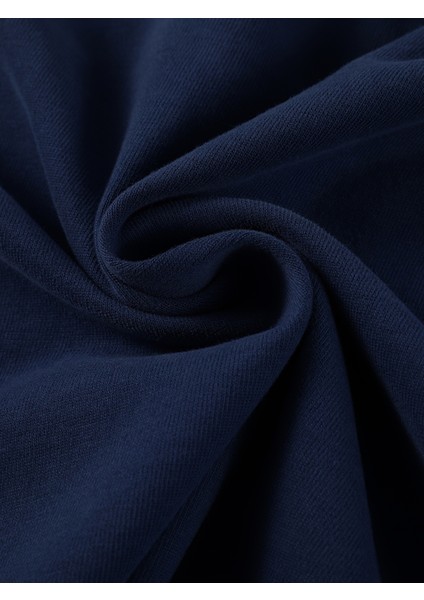 Kadın Oversize Cherry With Love Baskılı T-Shirt Rahat ve Şık Tasarım indirimleri