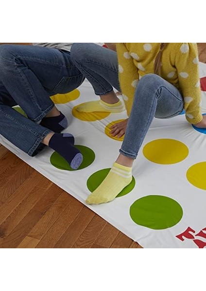 Hasbro Gaming Tarafından Twister Oyunu modelleri