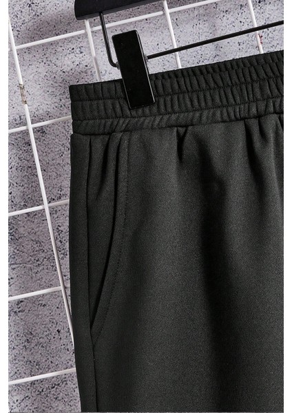 Erkek Beyaz-Siyah Bermuda Siyah Şort Oversize Beyaz T-Shirt Takım New York Baskılı modelleri