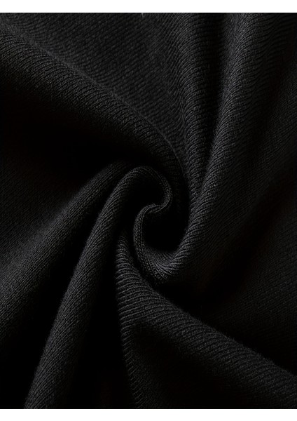 Kadın Oversize Cherry With Love Baskılı T-Shirt Rahat ve Şık Tasarım fırsatları