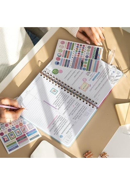 2026 Spiralli Günlük Ajanda 12 Aylık - 17X24 cm Siyah fiyatları