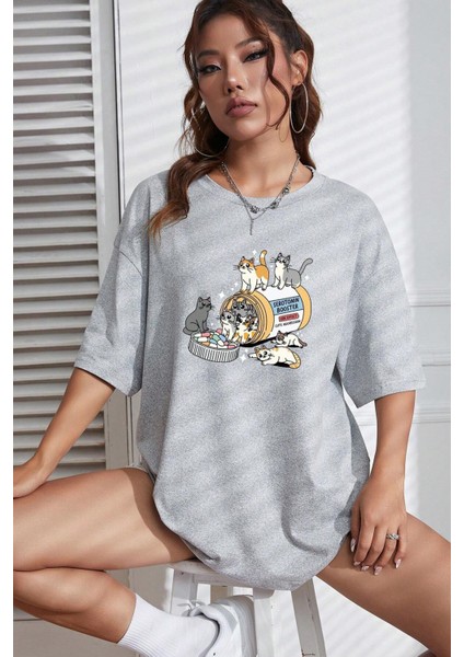 Kadın Oversize Baskılı Gri Tişört – Kediler Ön Baskılı, Günlük & Sokak Stili