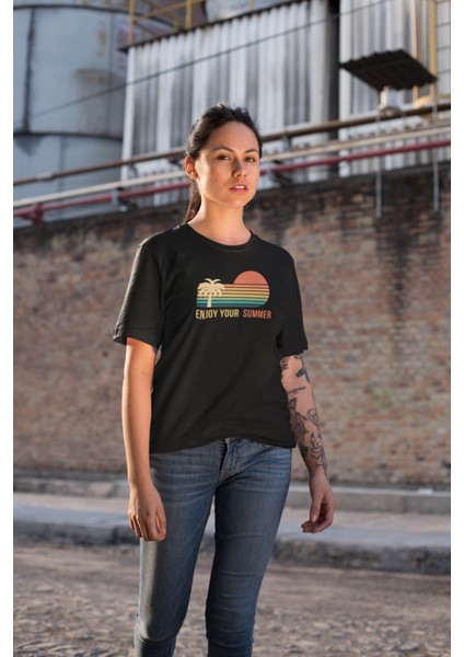 Kadın Enjoy Your Summer Baskılı Oversize T-Shirt fiyatları