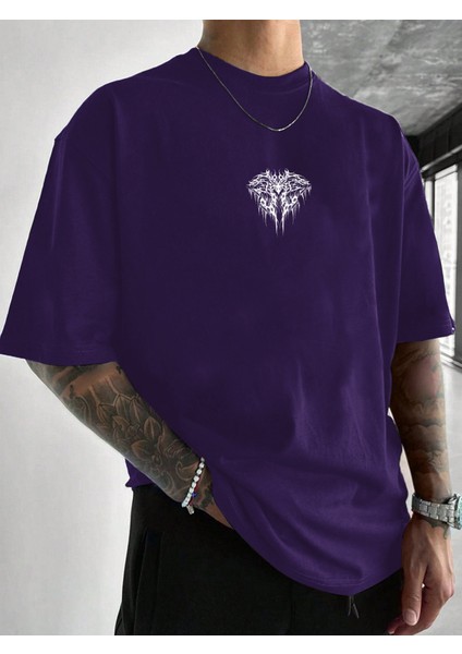 Erkek Oversize Gotil Desen Baskılı T-Shirt Rahat ve Şık Tasarım indirimleri