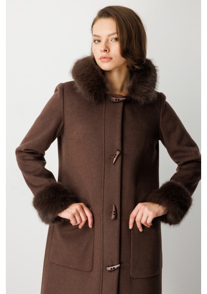 Yakası ve Kolları Kürklü Kaşe Kaban 6055-26K fırsatları