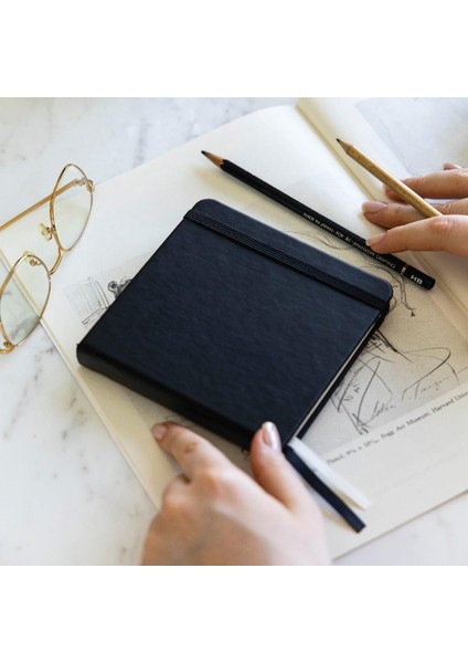 12X12 cm Sert Kapak 80 Yaprak 140 Gr. Eskiz Defteri - Book - Siyah fiyatları