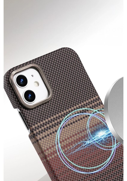 Iphone 14 / 13 Uyumlu Magsafe Şarj Destekli Kamera Koruma Çıkıntılı Karbon Fiber Tasarımlı Kılıf fiyatları