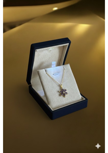 (Premium Işıklı Kutulu) 925 Ayar Gümüş Mor Taşlı 18 Ayar Gold Kaplama Lotus Çiçeği Kadın Kolye
