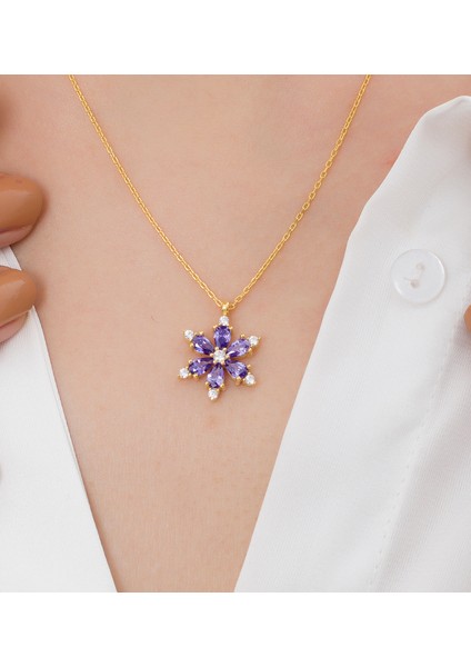 (Premium Işıklı Kutulu) 925 Ayar Gümüş Mor Taşlı 18 Ayar Gold Kaplama Lotus Çiçeği Kadın Kolye fiyatları