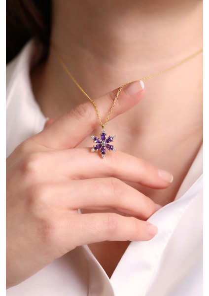 (Premium Işıklı Kutulu) 925 Ayar Gümüş Mor Taşlı 18 Ayar Gold Kaplama Lotus Çiçeği Kadın Kolye fırsatları