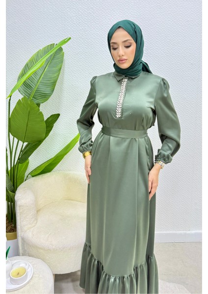 Taşlı Gömlek Yaka Altı Fırfırlı Saten Tesettür Abiye- Çağla Yeşili fiyatları