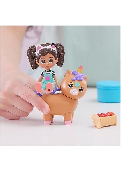 , Cat-Tivity Set, Kittycorn At - Gabby ve Kico Gökkuşağı Tek Boynuzlu At Seti, 3 Yaşından Büyük Çocuklar Için Uygundur