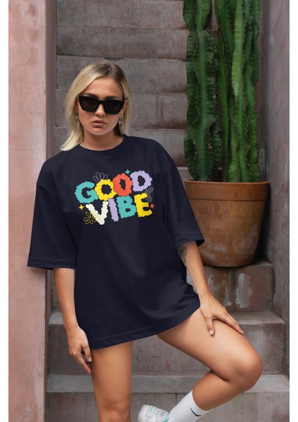Good Vibe Baskılı Kadın Oversize T-Shirt fiyatları