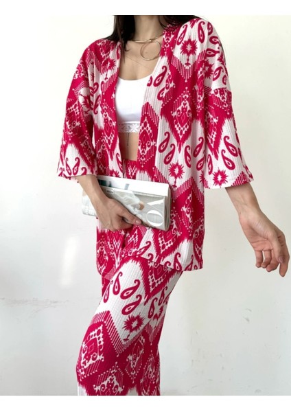 Kadın Defile Bürümcük Kumaş Fuşya Desenli Ikili Kimono Takımı modelleri