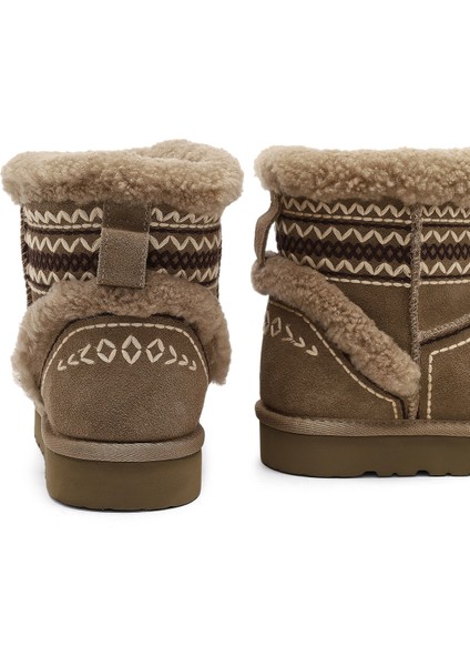 Kadın Bej Desenli Kürk Detaylı Süet Deri Teddy Bot 25WFD492710