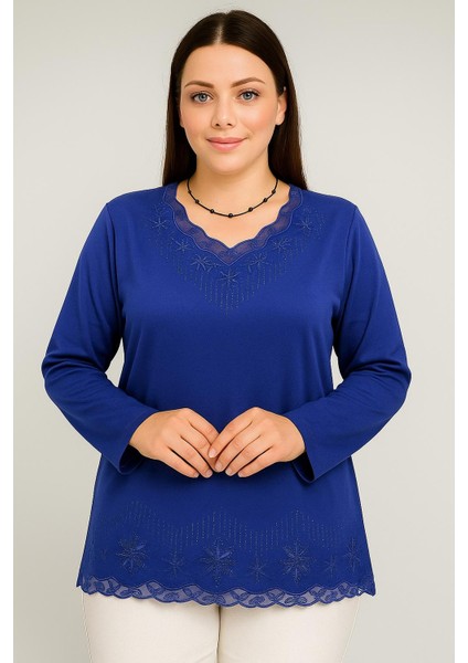 Rahat Kesim V Yaka Etek Ucu Tül Inci Işlemeli Mavi Anne Penye Bluz