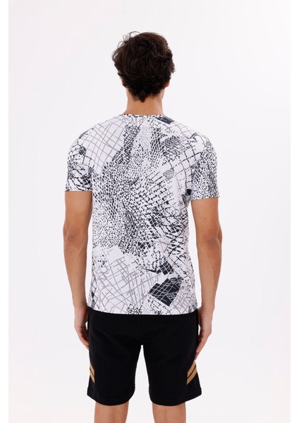 Modern Baskı Detaylı Hafif Jarse Kumaş Rahat Kalıp Bisiklet Yaka Tişört modelleri