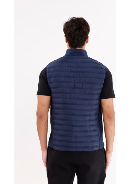 Hafif Dolgulu Su Itici Yüzeyli Softjel Yan Panelli Yüksek Yaka Tam Fermuarlı Çift Cepli Mevsimlik Yelek modelleri