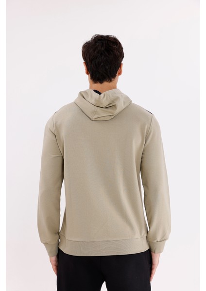 Omuz Panel Detaylı Fermuarlı Kapüşonlu Erkek Sweatshirt modelleri