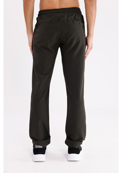 Esnek Bel Lastikli Yan Cepli Düz Paça Rahat Kalıp Mevsimlik Eşofman Altı modelleri