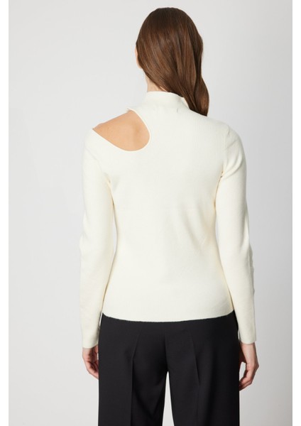 Kadın Omzu Açık Taş Detaylı Triko Kazak 60309 Ekru fırsatları