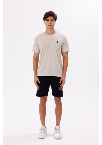 Bisiklet Yaka Esnek Jarse Dokulu Rahat Kalıp Terletmeyi Azaltan Yumuşak Tutumlu Kısa Kollu Tişört