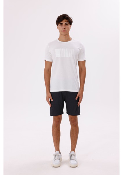 Bisiklet Yaka Ön Baskı Detaylı Yumuşak Tutuşlu Rahat Kalıp Mevsimlik Kısa Kollu Tişört