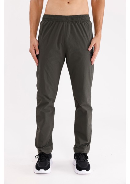 Esnek Mikro Likra Karışımlı Lastikli Bel Yan Cepli Rahat Kalıp Hareket Özgürlüğü Sunan Eşofman Altı