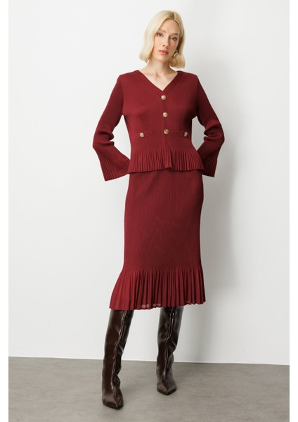 Kadın Süs Düğmeli Piliseli Bluz 3913 Bordo modelleri