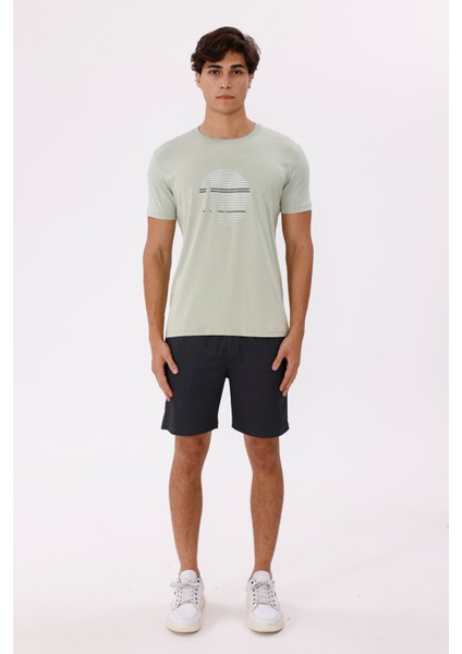 Bisiklet Yaka Ön Baskı Detaylı Rahat Kalıp Kısa Kollu Tişört