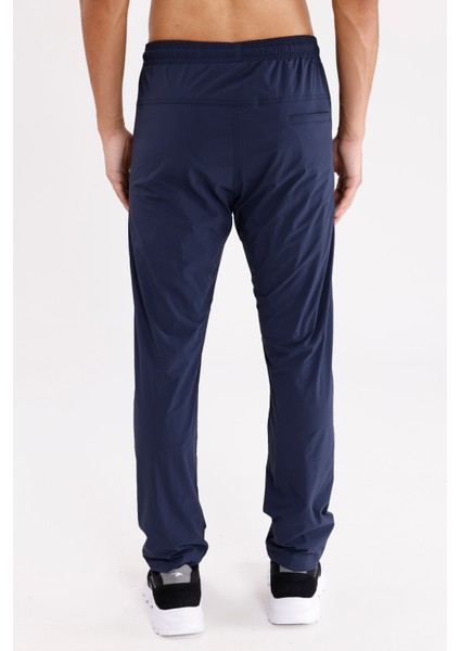 Esnek Mikro Likra Karışımlı Lastikli Bel Yan Cepli Rahat Kalıp Hareket Özgürlüğü Sunan Eşofman Altı modelleri