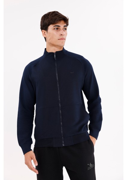 Çizgili Yüzey Efektli Rahat Kesim Yarım Düğmeli Mevsimlik Polo Yaka Tişört indirimleri