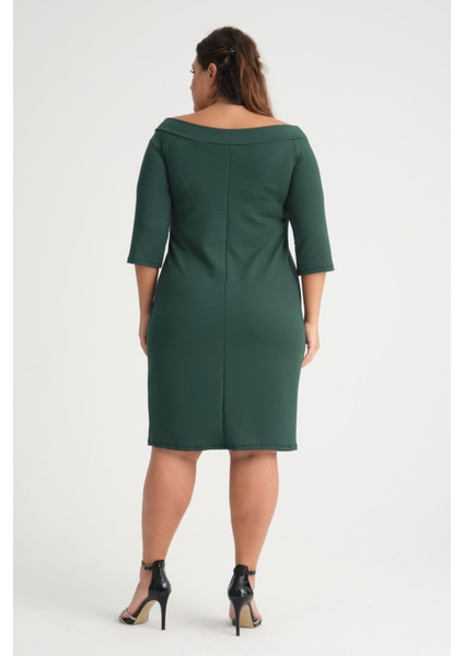 Kadın Yeşil Carmen Yaka Truvakar Kol Büyük Beden Esnek Krep Elbise