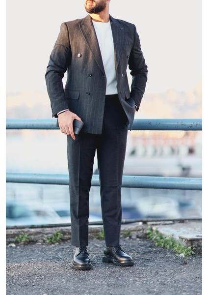 Ince Çizgi Detaylı Kruvaze Ceket fiyatları