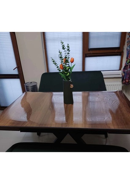 3 mm Kalın Şeffaf Pvc Masa Örtüsü – Kristal Netlikte Masa Koruyucu fırsatları