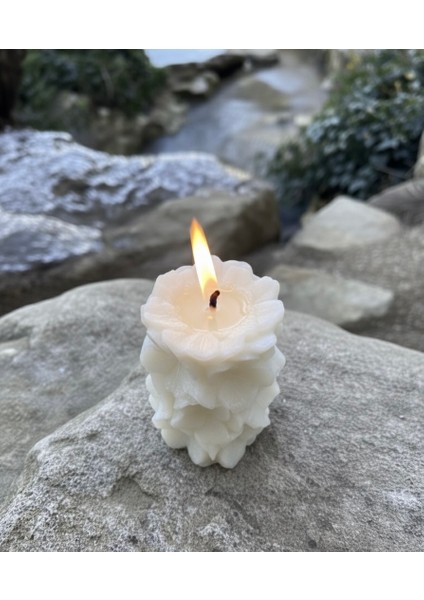 Çiçek Desenli Dekoratif Papatya Kokulu Beyaz Mum fiyatları