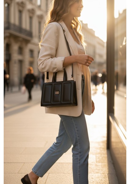 Kadın Siyah Peluş Charm Hediyeli Suni Deri Kadın El/omuz Çantası