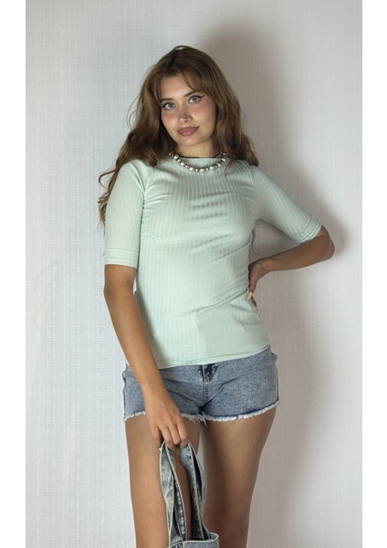 Kadın Kayık Yaka Yarım Kol Fitilli Bluz