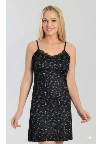 Doğal Rahat Kadın Gecelik – Ince Askılı, Dantel Yaka, Desenli Yumuşak Kumaş