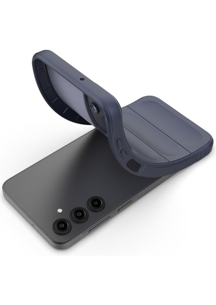 Samsung Galaxy A17 Uyumlu Esnek Oyuklu Arka Yüzey Tasarımlı Şık Silikon Kapak Kılıf modelleri