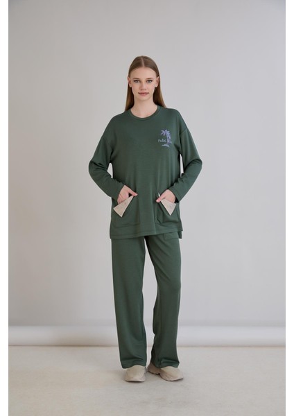 Kadın Cepleri Deri Garnili Baskılı Haki Eşofman Takımı