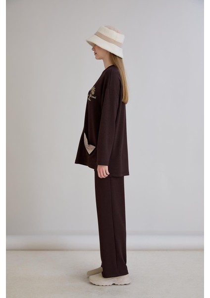 Kadın Cepleri Deri Garnili Baskılı Kahverengi Eşofman Takımı fırsatları