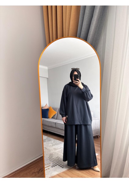 Füme Pantolonlu Takım