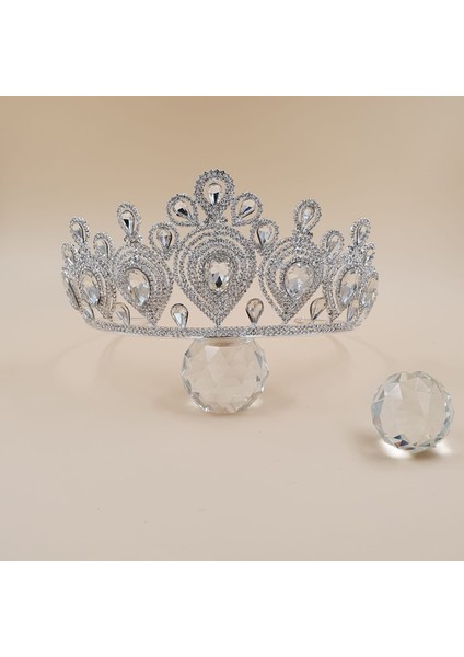 Lüks Damla Taşlı Kristal Gelin Tacı – Özel Gün Kraliçe Modeli modelleri