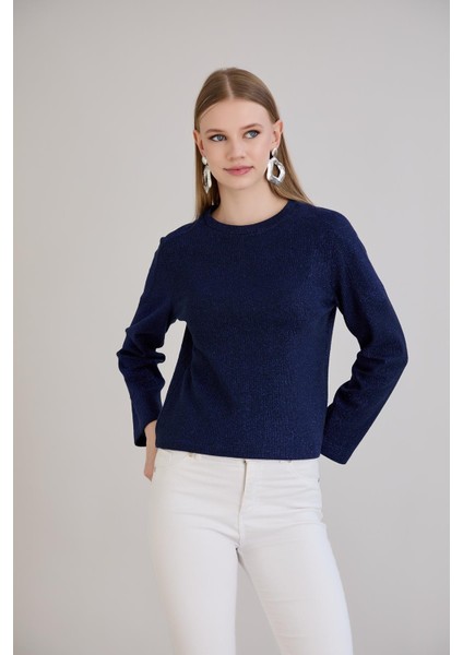 Günlük Kullanıma Uygun Geniş Yaka Regular Kalıp Simli Triko Indigo modelleri